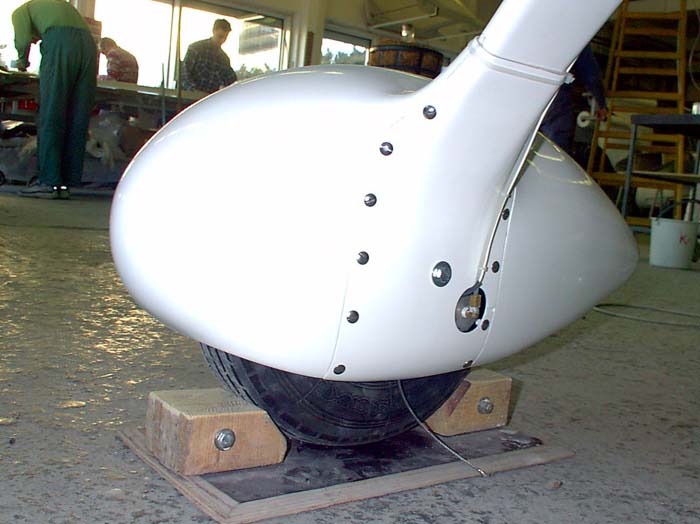 d09